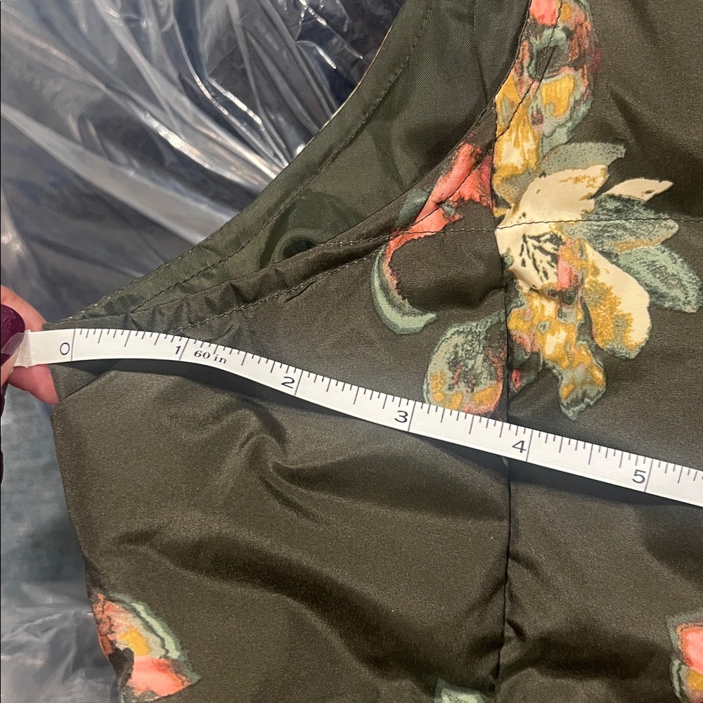 Lands' End Black Floral Puffer Vest  Max 600 - Picture 10 of 15